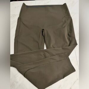 Spanx shape booty boost leggings with side pockets size 1x